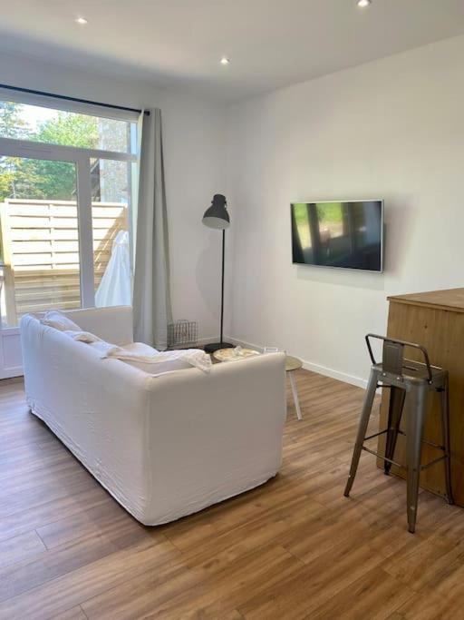 Dependance Privee A La Campagne Avec Spa Saint-Cirice Kültér fotó